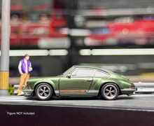 Load image into Gallery viewer, Zincit 1:64 Green 911 964 Singer Coupe Sports Model Diecast Metal Car New Collection
