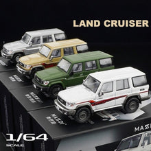 Load image into Gallery viewer, Masdi 1:64 1994 Land Cruiser LC76 ORV SUV Sports Model Diecast Metal Car New Collection
