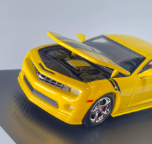 Load image into Gallery viewer, Glory 1:64 Yellow Camaro Coupe Muscle Sports Model Diecast Metal Car New Collection
