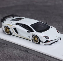 Load image into Gallery viewer, RW 1:64 HEC White Aventador S Racing Sports Model Diecast Metal Car New Collection
