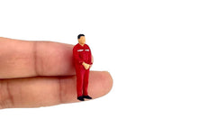 Load image into Gallery viewer, 1:64 Painted Figure Model Miniature Resin Diorama Sand Petrol Station Worker Set
