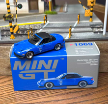 Load image into Gallery viewer, MINIGT 1:64 JDM Blue Mazda Miata MX5 Sports Model Diecast Metal Car New Collection
