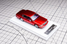 Load image into Gallery viewer, MK 1:64 Red HEC Lincoln Town Car Luxury Sedan Model Diecast Metal Car New Collection
