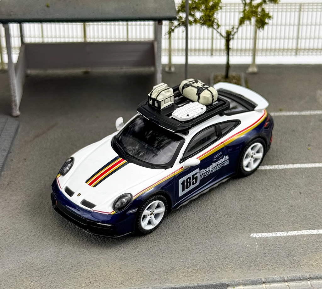 MINIGT 1:64 911 Dakar Rallye Package Sports Model Diecast Metal Car New Collection