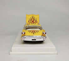 Load image into Gallery viewer, Mechanic 1:64 1959 Yellow 62 Limousine Luxury Model Diecast Metal Car New Collection
