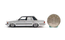 Load image into Gallery viewer, XCARS 1:64 Silver 7th Gen Crown VIP S120 Sedan Model Diecast Metal Car New Collection
