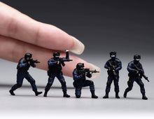 Load image into Gallery viewer, 1:64 Painted Figure Model Miniature Resin Diorama Scene Marine Corps soldier Set
