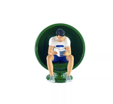 Load image into Gallery viewer, 1:64 Painted Figure Mini Model Miniature Resin Diorama Set Boy Girl Chair Sand
