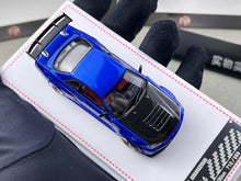 Load image into Gallery viewer, FH 1:64 Blue Carbon Skyline GTR R34 Z-Tune Sports Model Diecast Metal Car New Collection
