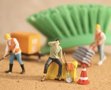 Load image into Gallery viewer, 1:64 Painted Figure Mini Model Miniature Resin Diorama Sand Road Repair Workers Collection
