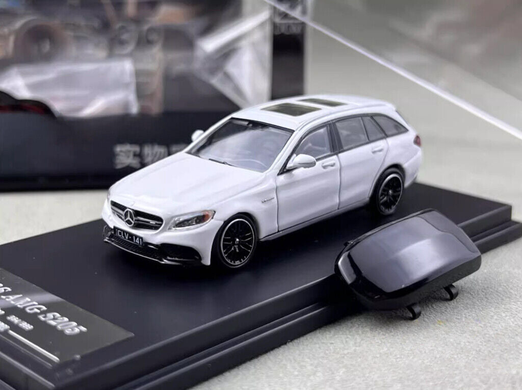 DCM 1:64 White C63S AMG S205 Wagon Touring Sports Model Diecast Metal Car