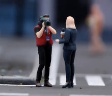 Load image into Gallery viewer, 1:64 Painted Figure Model Miniature Resin Diorama street interview Host Camera
