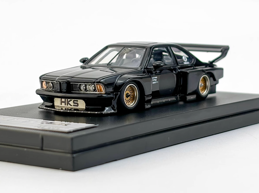 SW 1:64 635 CSI Sharknose Widebody Racing Sports Model Diecast Metal Car New Collection