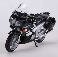 Load image into Gallery viewer, Maisto 1:18 Black FJR 1300 Motorcycle Bike Sports Model Diecast ABS New Collection
