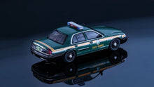 Load image into Gallery viewer, Rollin 1:64 Vermont Police VSP CV CROWN VICTORIA Model Diecast Metal Car New Collection
