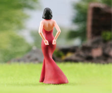 Load image into Gallery viewer, 1:24 Painted Figure Model Miniature Resin Diorama Sand Red Dinning Dress Lady
