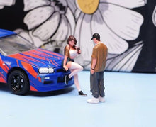 Load image into Gallery viewer, 1:64 Painted Figure Model Miniature Resin Diorama Sand Girl Boy Couple Lovers
