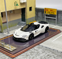 Load image into Gallery viewer, U2 1:64 White SF90 Spider Super Racing Sports Model Diecast Resin Car Box
