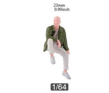 Load image into Gallery viewer, 1:64 Painted Figure Mini Model Miniature Resin Diorama Sand Sitting Posture Man
