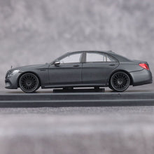 Load image into Gallery viewer, King 1:64 Matte Black AMG S65 W222 Luxury Sports Model Diecast Metal Car New Collection
