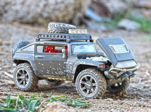 Load image into Gallery viewer, Maisto 1:24 2008 Dirt Riders HX Off Road SUV Model Toy Diecast Metal Car BN
