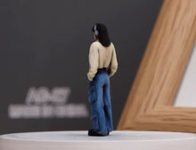 Load image into Gallery viewer, 1:64 Painted Figure Model Miniature Resin Diorama Toy Sand Headset Cool Girl
