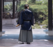 Load image into Gallery viewer, 1:24 Painted Figure Model Miniature Resin Diorama Japanese Samurai Man Kimono
