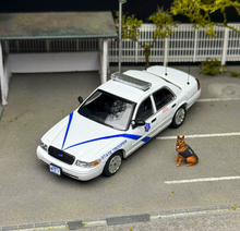 Load image into Gallery viewer, Rollin 1:64 Arkansas ASP Police CROWN VICTORIA CV Model Diecast Metal Car New Collection
