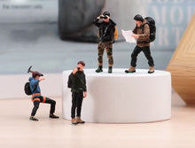 Load image into Gallery viewer, 1:64 Painted Figure Model Miniature Resin Diorama Sand Climber Set Puppet Man
