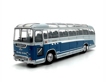 Load image into Gallery viewer, OXFORD 1:76 Wallace Arnold Travel Bus Classic Model Diecast Metal Car New
