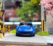 Load image into Gallery viewer, MINIGT 1:64 JDM Blue Mazda Miata MX5 Sports Model Diecast Metal Car New Collection
