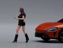 Load image into Gallery viewer, 1:64 Painted Figure Model Miniature Resin Diorama Toy Sand Sexy Walking Beauty
