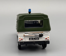 Load image into Gallery viewer, 1:43 Royal Air Force Police SUV Off Road Classic Model Diecast Metal Car
