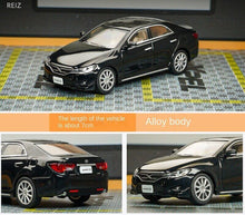Load image into Gallery viewer, GCD 1:64 Toyota Reiz Mark X Racing Sports Model Toy Diecast Metal Car Display Box
