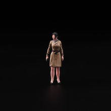 Load image into Gallery viewer, 1:64 Painted Unpainted Figure Model Miniature Resin Diorama Wind Coat Girl Sand New
