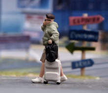 Load image into Gallery viewer, 1:64 Painted Figure Model Miniature Resin Sand Diorama Man Suitcase Passenger
