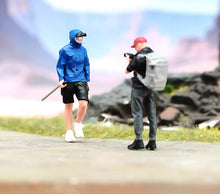 Load image into Gallery viewer, 1:24 Painted Figure Model Miniature Resin Diorama  Sand Mountain Climers Set
