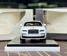 Load image into Gallery viewer, King 1:64 White Ghost Series II Luxury Sports Model Diecast Metal Car New Collection
