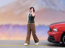 Load image into Gallery viewer, 1:64 Painted Figure Model Miniature Resin Diorama Sand Walking Girl Casual Lady
