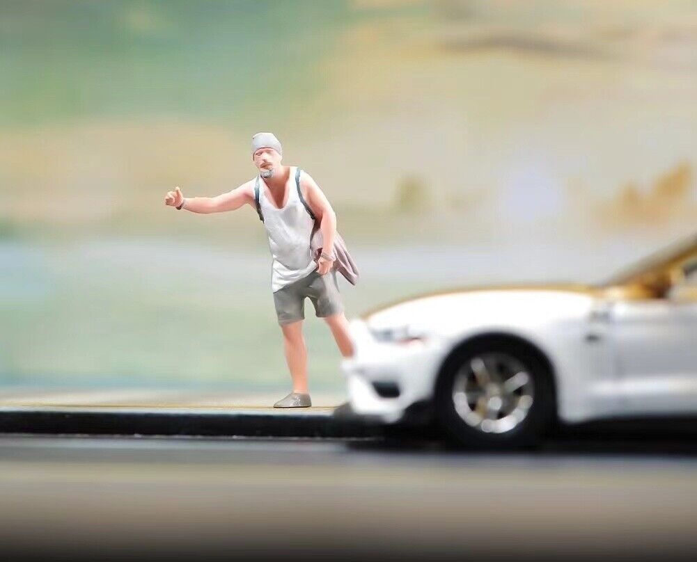 1:64 Painted Figure Model Miniature Resin Diorama Sand Grab Taxi Man Standing Collection
