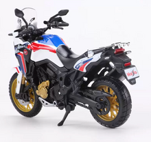 Load image into Gallery viewer, Maisto 1:18 White Africa Twin DCT Motorcycle Bike Sports Model Diecast ABS
