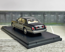 Load image into Gallery viewer, GFCC 1:64 1998 Silver Seraph Luxury Classic Model Diecast Metal Car New
