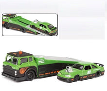 Load image into Gallery viewer, Maisto 1:64 Ramp Trailer Truck 1993 Ford SVT Cobra Model Toy Metal Car BN
