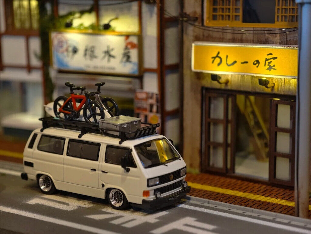 Mortal 1:64 White VW T3 Multi Van Camper Sports Model Diecast Metal Car New Collection