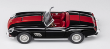 Load image into Gallery viewer, GFCC 1:64 Black Red 1960 250GT California SWB Classic Model Diecast Metal Car
