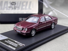 Load image into Gallery viewer, Maxwell 1:64 Wine Red E320 W210 Classic Sedan Sports Model Diecast Metal Car

