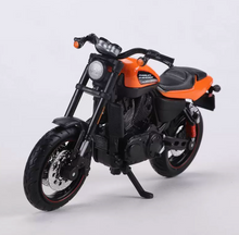 Load image into Gallery viewer, Maisto 1:18 Orange 2011 XR1200X Motorcycle Bike Sports Model Diecast ABS New Collection
