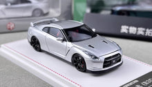 Load image into Gallery viewer, FH 1:64 Silver JDM Skyline GTR R35 Racing Sports Model Diecast Metal Car New Collection
