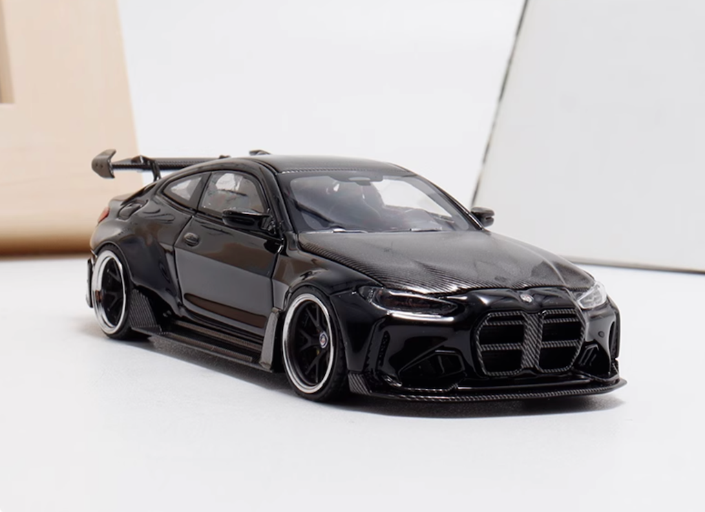 SW 1:64 Black M4 G82 Widebody Coupe Racing Sports Model Diecast Metal Car New Collection
