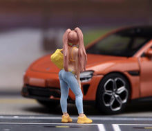 Load image into Gallery viewer, 1:64 Painted Figure Model Miniature Resin Sand Diorama Pretty Girl Trendy Look
